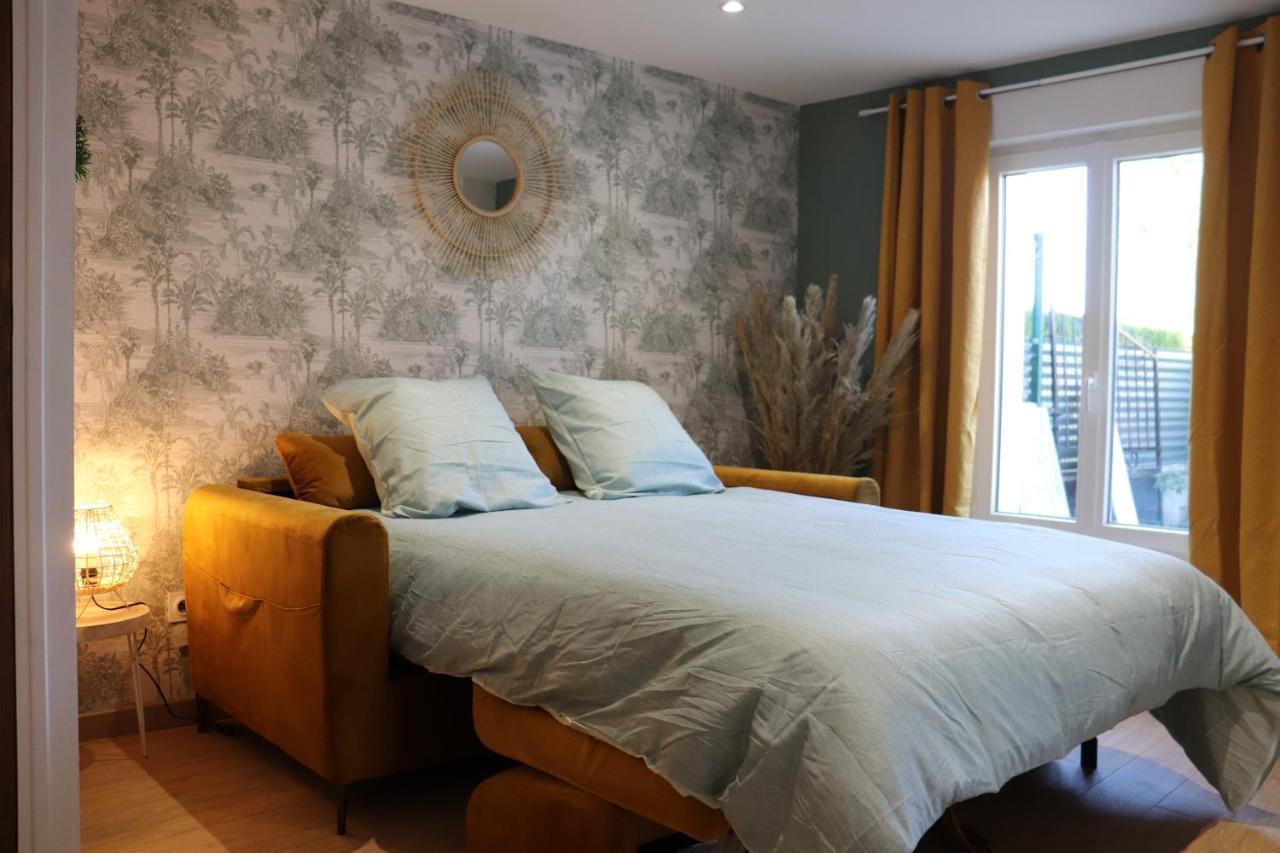Le Boheme Apartment ชาร์เลอวิลล์-เมซิแยร์ ภายนอก รูปภาพ